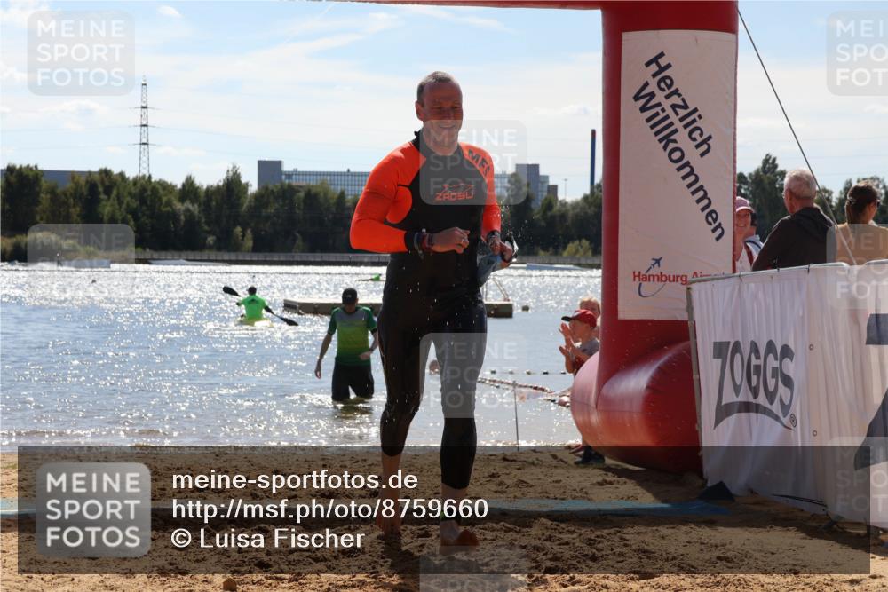 07.09.2025 - 19. Norderstedt Triathlon Luisa Fischer http://msf.ph/oto/8759660 07.09.2025 13:52:04 Schwimmen 905 meine-sportfotos.de