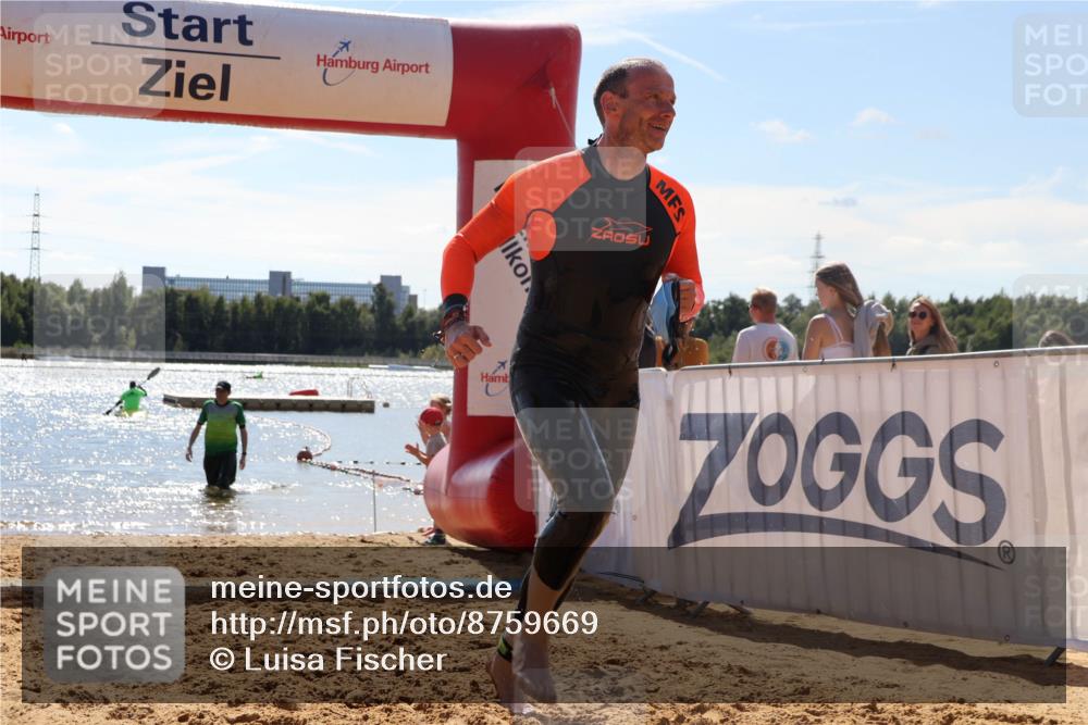 07.09.2025 - 19. Norderstedt Triathlon Luisa Fischer http://msf.ph/oto/8759669 07.09.2025 13:52:05 Schwimmen 905 meine-sportfotos.de
