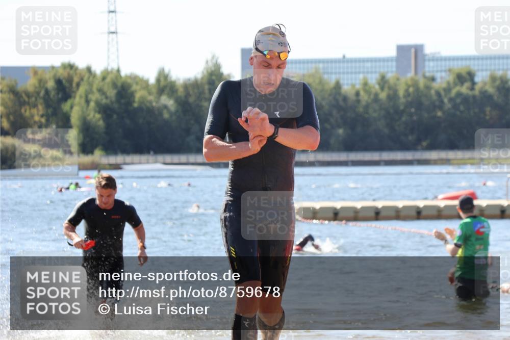 07.09.2025 - 19. Norderstedt Triathlon Luisa Fischer http://msf.ph/oto/8759678 07.09.2025 12:04:57 Schwimmen 739, 769, 811 meine-sportfotos.de