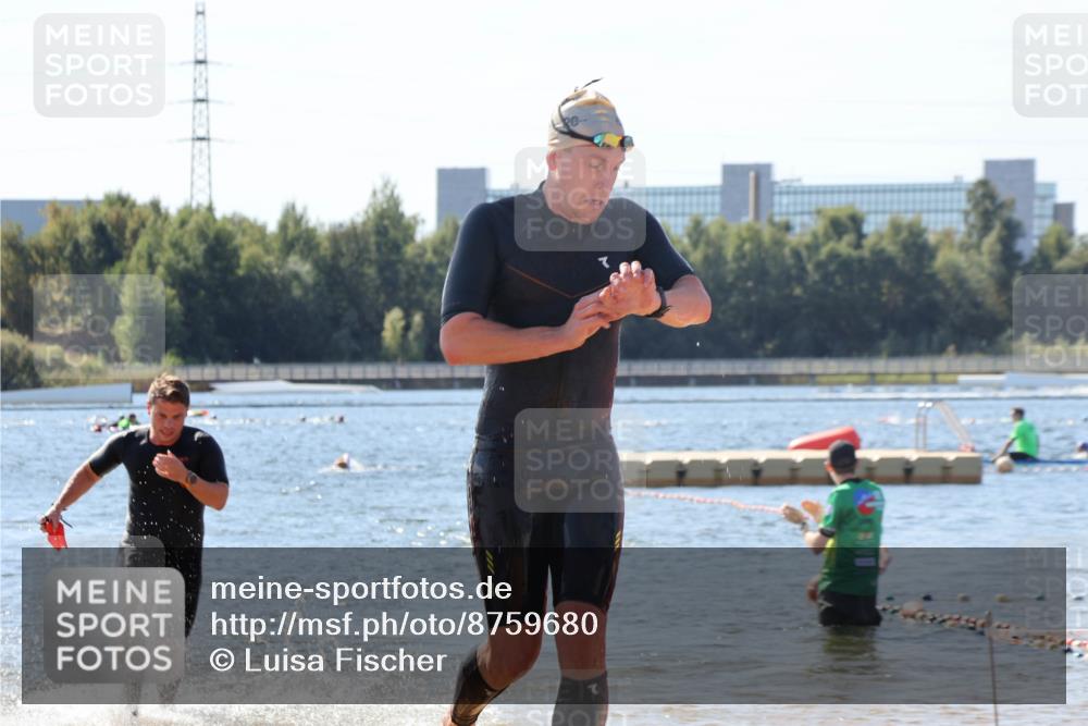 07.09.2025 - 19. Norderstedt Triathlon Luisa Fischer http://msf.ph/oto/8759680 07.09.2025 12:04:57 Schwimmen 739, 769, 811 meine-sportfotos.de