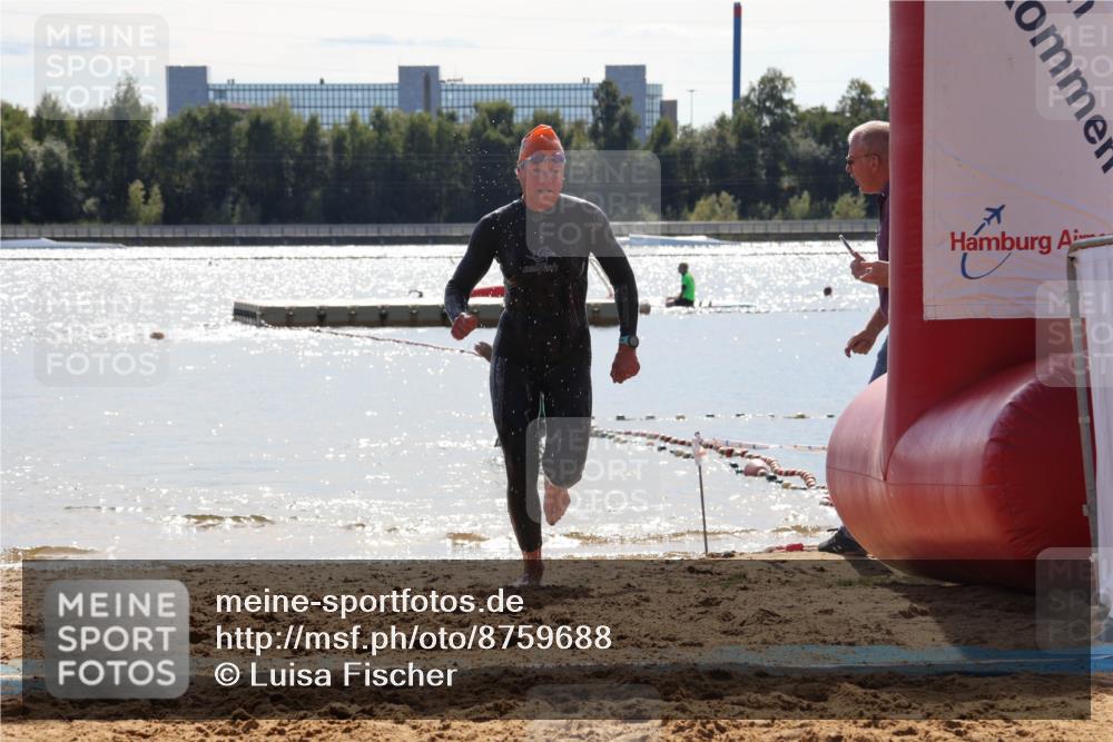 07.09.2025 - 19. Norderstedt Triathlon Luisa Fischer http://msf.ph/oto/8759688 07.09.2025 14:07:06 Schwimmen 896 meine-sportfotos.de