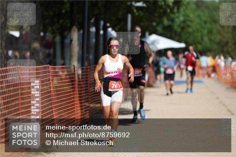 07.09.2025 - 19. Norderstedt Triathlon Michael Strokosch http://msf.ph/oto/8759692 07.09.2025 12:52:53 Laufen 767, 1297, 1359 meine-sportfotos.de