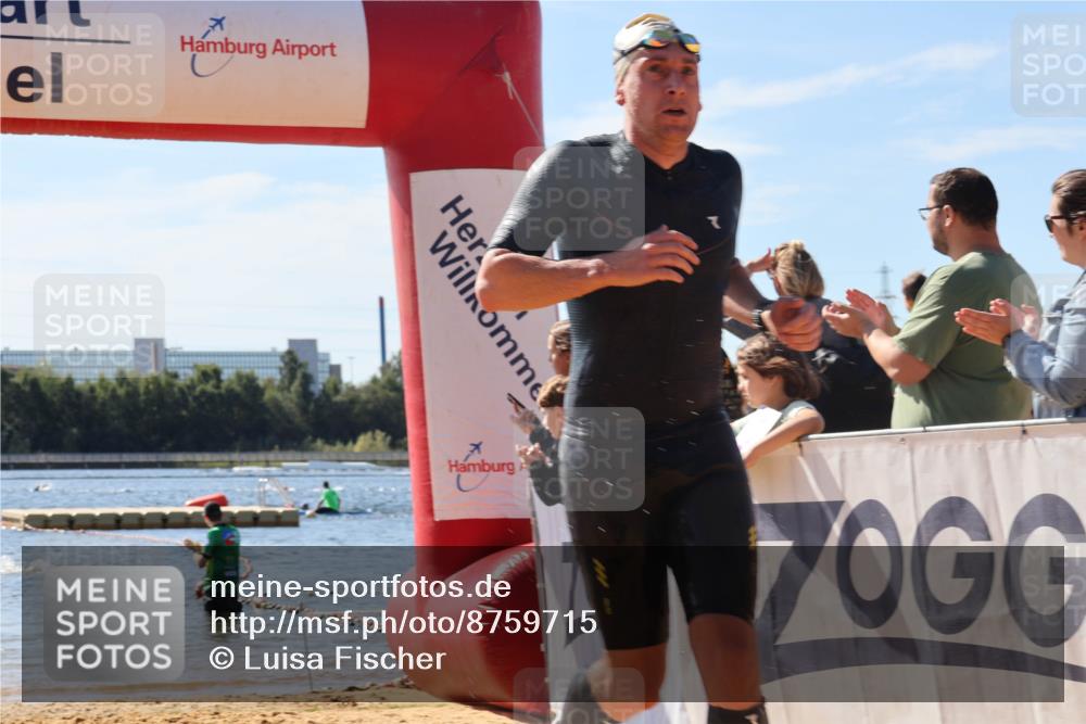 07.09.2025 - 19. Norderstedt Triathlon Luisa Fischer http://msf.ph/oto/8759715 07.09.2025 12:04:59 Schwimmen 739, 769, 811 meine-sportfotos.de