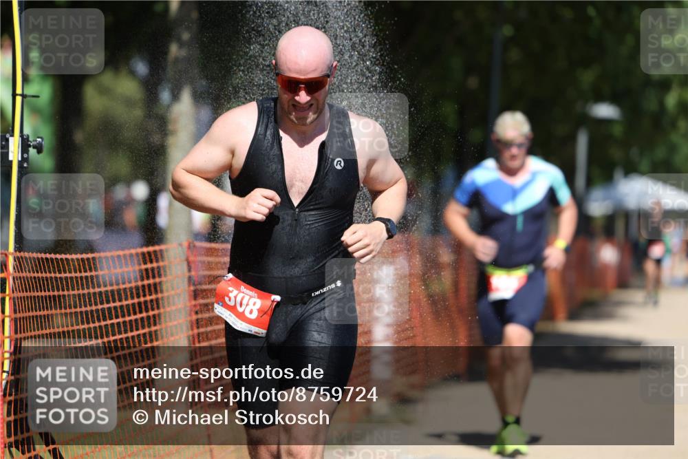 07.09.2025 - 19. Norderstedt Triathlon Michael Strokosch http://msf.ph/oto/8759724 07.09.2025 13:15:07 Laufen 166, 173, 308, 1264 meine-sportfotos.de