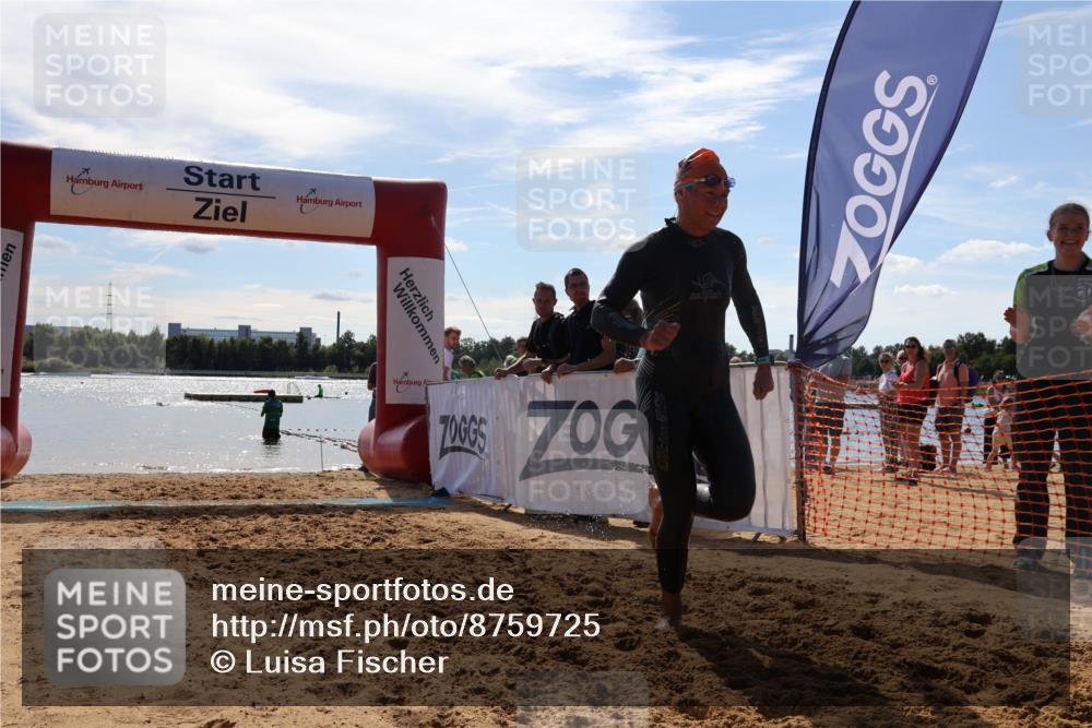 07.09.2025 - 19. Norderstedt Triathlon Luisa Fischer http://msf.ph/oto/8759725 07.09.2025 14:07:09 Schwimmen 896 meine-sportfotos.de