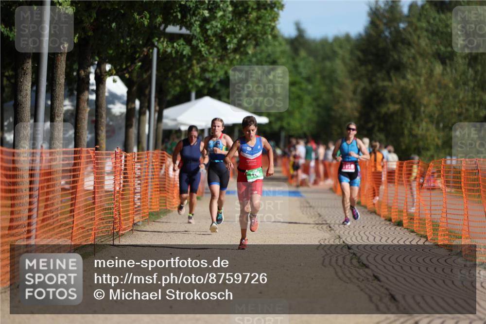 07.09.2025 - 19. Norderstedt Triathlon Michael Strokosch http://msf.ph/oto/8759726 07.09.2025 10:44:54 Laufen 102, 108, 651 meine-sportfotos.de
