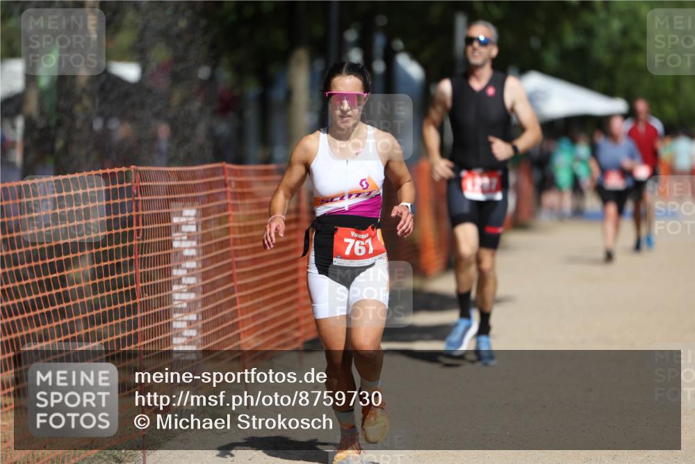 07.09.2025 - 19. Norderstedt Triathlon Michael Strokosch http://msf.ph/oto/8759730 07.09.2025 12:52:54 Laufen 767, 1297, 1359 meine-sportfotos.de