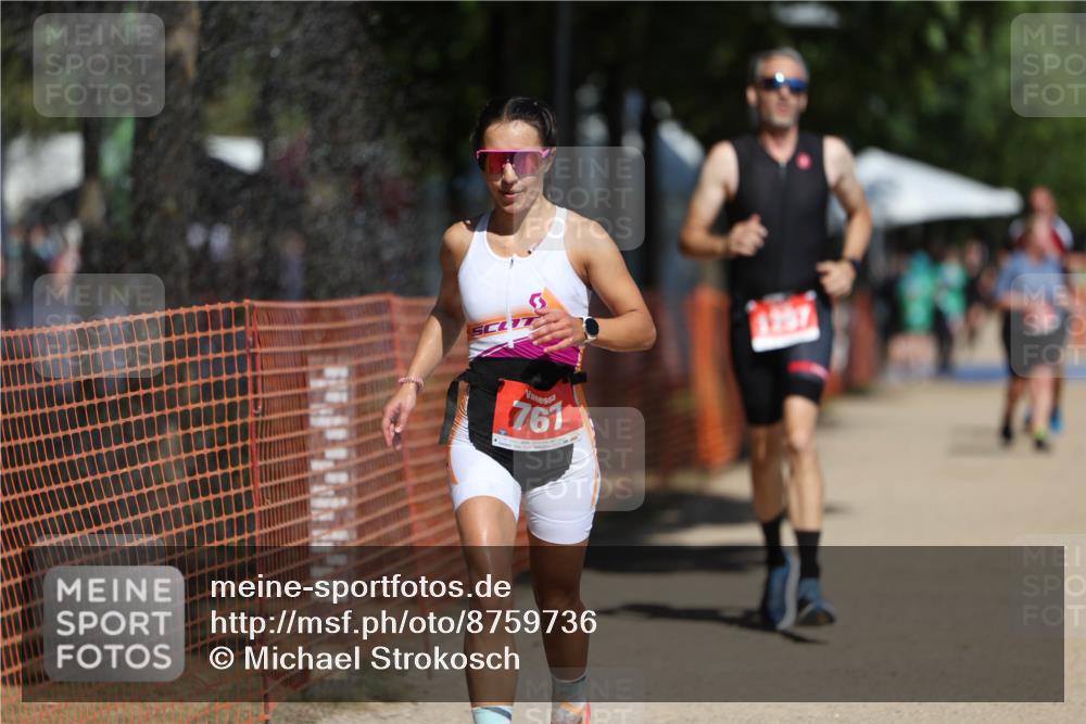 07.09.2025 - 19. Norderstedt Triathlon Michael Strokosch http://msf.ph/oto/8759736 07.09.2025 12:52:54 Laufen 767, 1297, 1359 meine-sportfotos.de