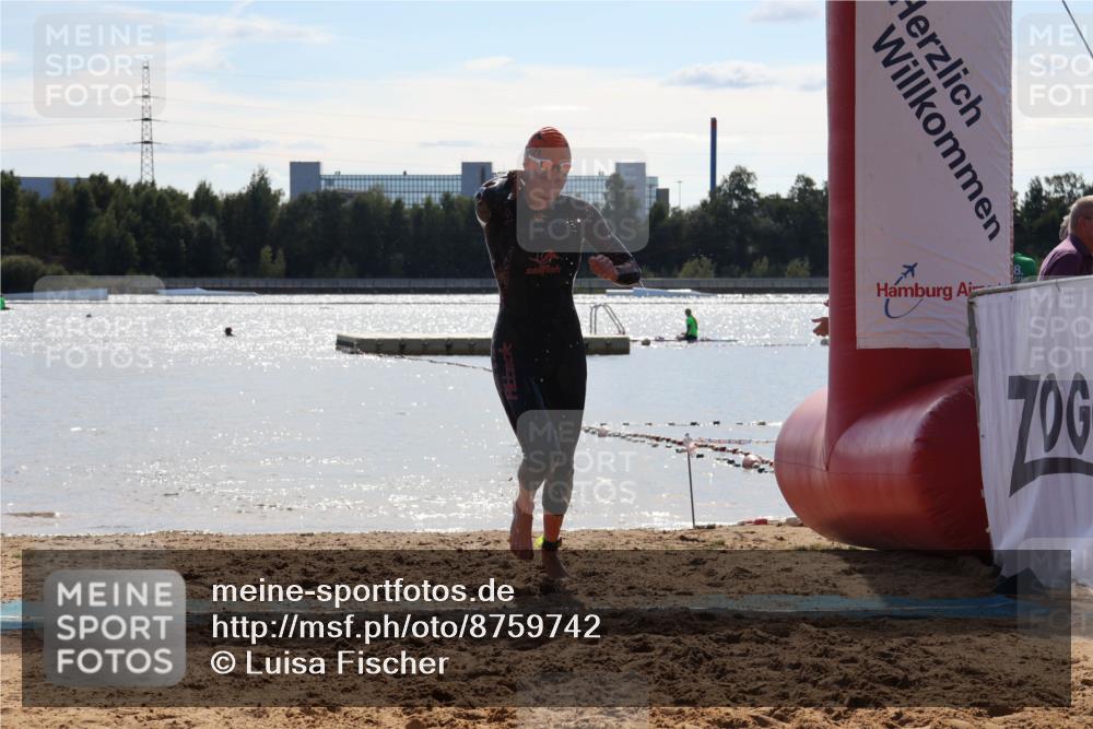 07.09.2025 - 19. Norderstedt Triathlon Luisa Fischer http://msf.ph/oto/8759742 07.09.2025 14:07:38 Schwimmen 1434 meine-sportfotos.de