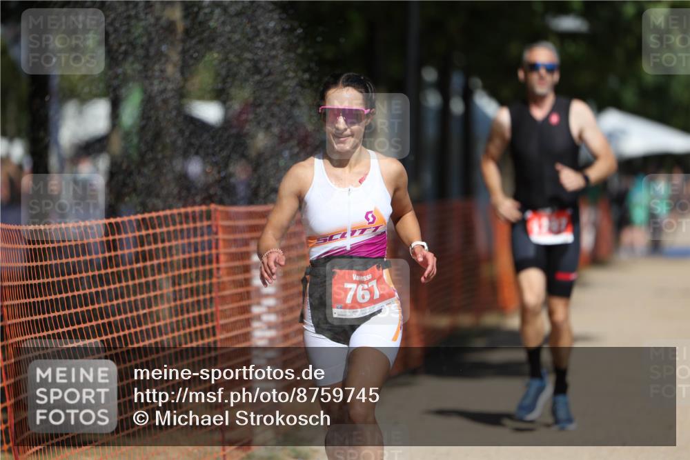 07.09.2025 - 19. Norderstedt Triathlon Michael Strokosch http://msf.ph/oto/8759745 07.09.2025 12:52:55 Laufen 767, 1297 meine-sportfotos.de