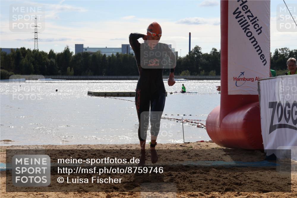 07.09.2025 - 19. Norderstedt Triathlon Luisa Fischer http://msf.ph/oto/8759746 07.09.2025 14:07:38 Schwimmen 1434 meine-sportfotos.de