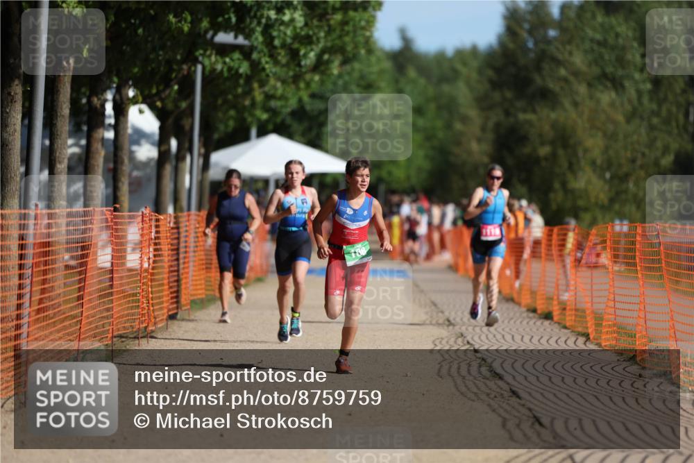 07.09.2025 - 19. Norderstedt Triathlon Michael Strokosch http://msf.ph/oto/8759759 07.09.2025 10:44:55 Laufen 102, 108, 131, 651 meine-sportfotos.de