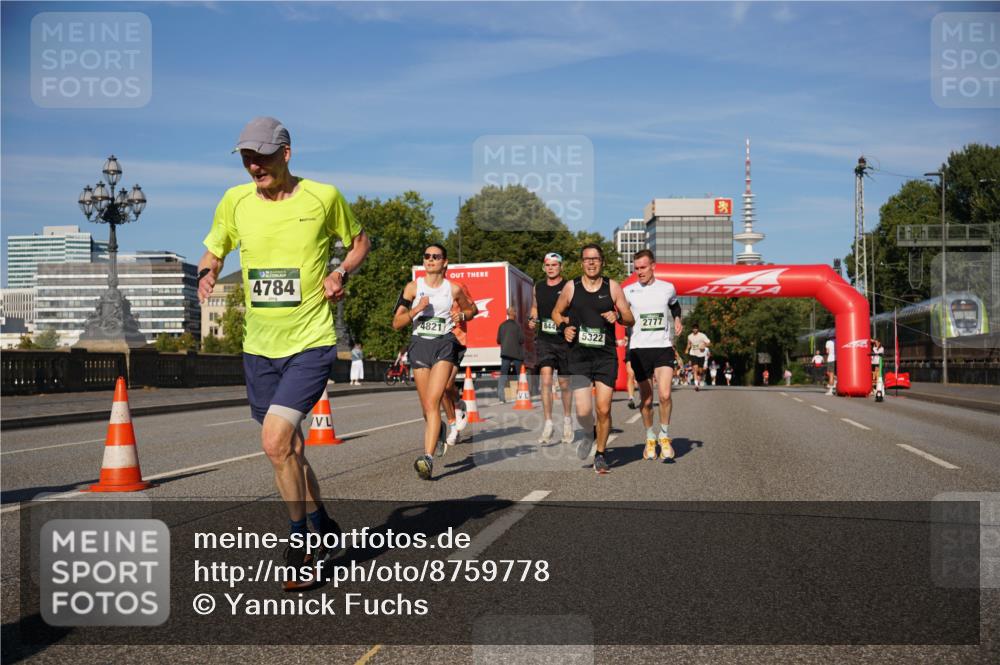 07.09.2025 - BARMER Alsterlauf Yannick Fuchs http://msf.ph/oto/8759778 07.09.2025 09:39:46 Laufen 4784, 4821, 844, 5322, 2777 meine-sportfotos.de