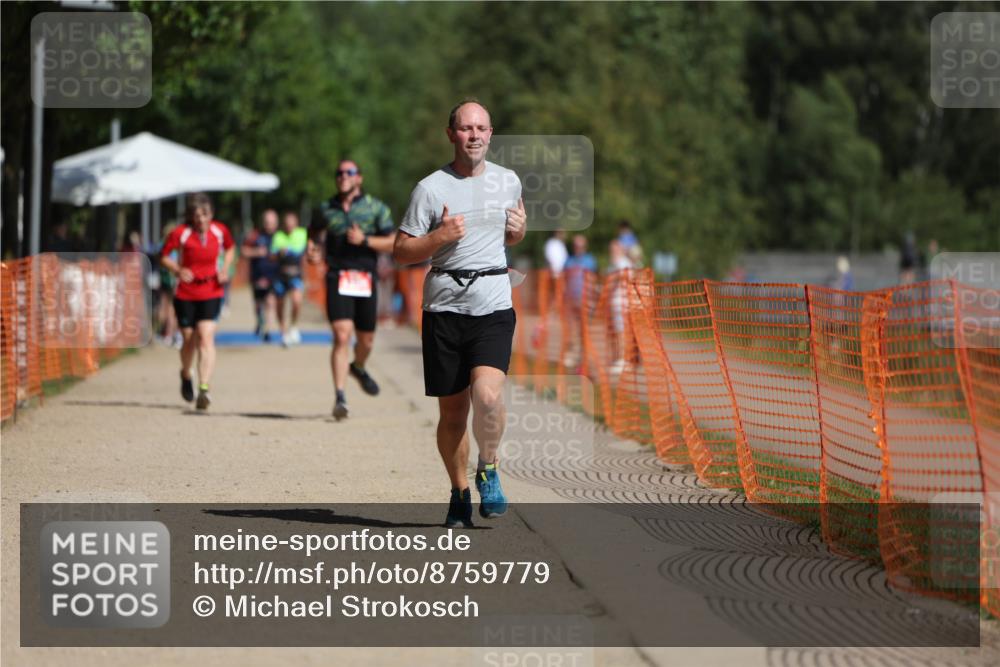07.09.2025 - 19. Norderstedt Triathlon Michael Strokosch http://msf.ph/oto/8759779 07.09.2025 12:06:32 Laufen 801 meine-sportfotos.de