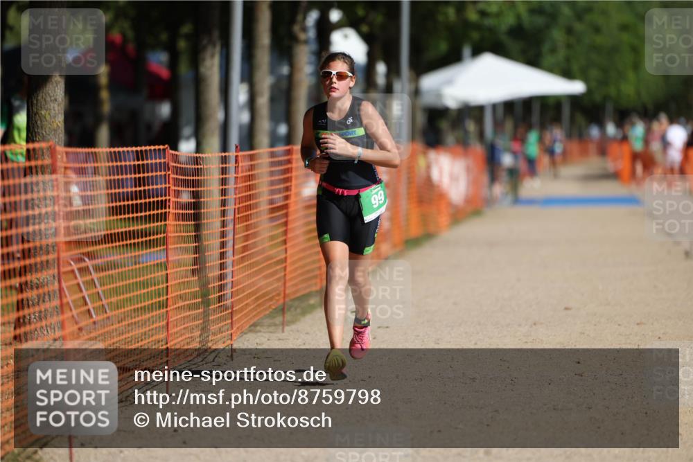 07.09.2025 - 19. Norderstedt Triathlon Michael Strokosch http://msf.ph/oto/8759798 07.09.2025 11:07:57 Laufen 99 meine-sportfotos.de