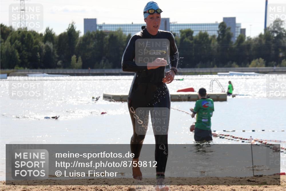 07.09.2025 - 19. Norderstedt Triathlon Luisa Fischer http://msf.ph/oto/8759812 07.09.2025 14:11:33 Schwimmen 450 meine-sportfotos.de