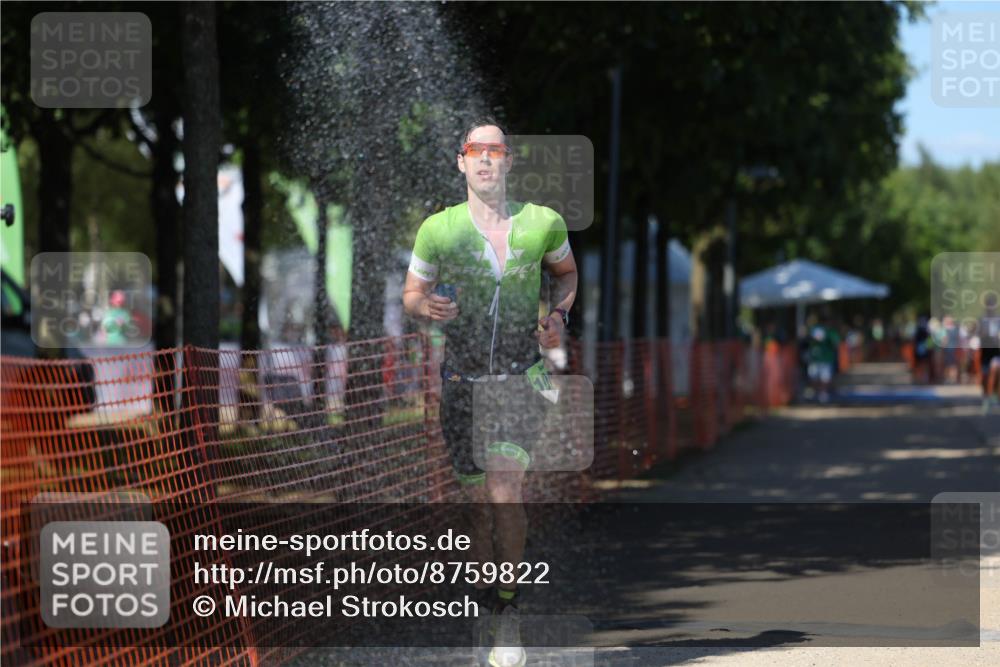 07.09.2025 - 19. Norderstedt Triathlon Michael Strokosch http://msf.ph/oto/8759822 07.09.2025 14:57:36 Laufen 980, 989, 1004 meine-sportfotos.de