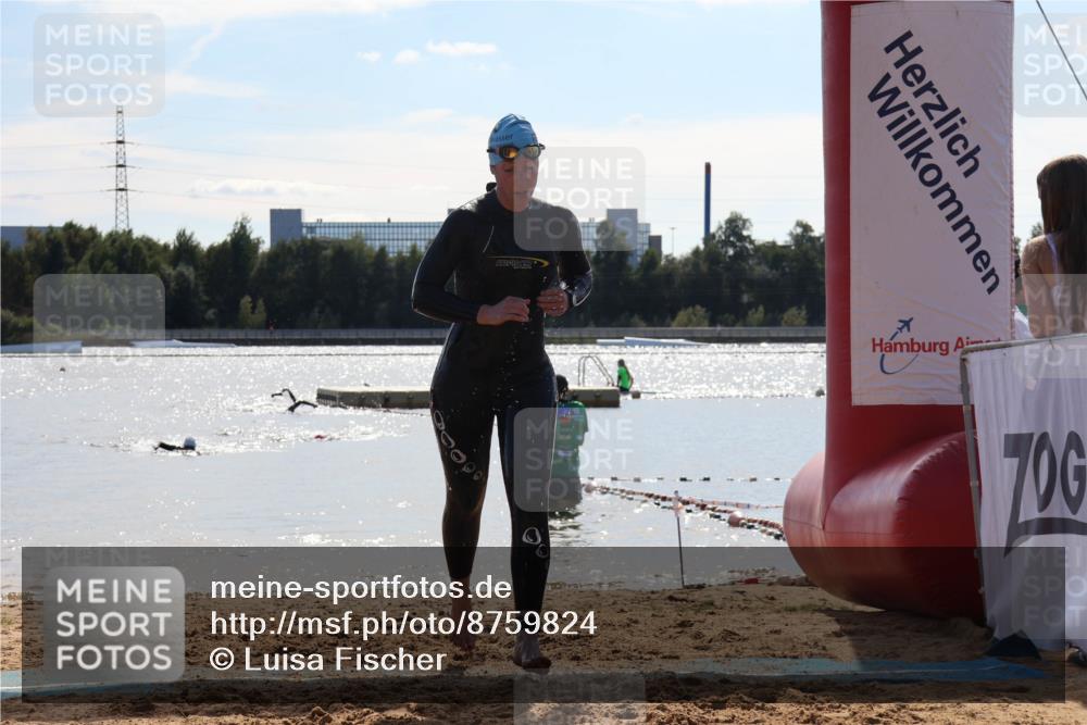 07.09.2025 - 19. Norderstedt Triathlon Luisa Fischer http://msf.ph/oto/8759824 07.09.2025 14:11:33 Schwimmen 450 meine-sportfotos.de