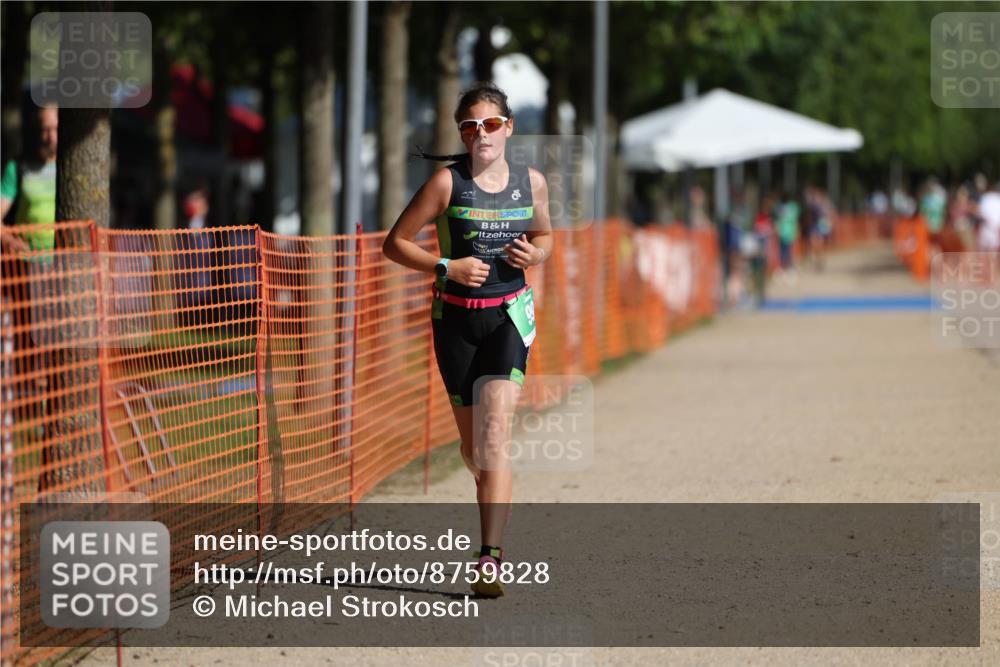07.09.2025 - 19. Norderstedt Triathlon Michael Strokosch http://msf.ph/oto/8759828 07.09.2025 11:07:57 Laufen 99 meine-sportfotos.de