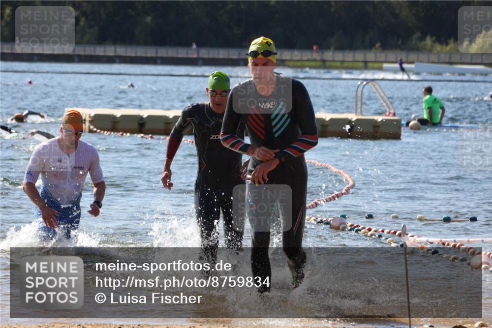 07.09.2025 - 19. Norderstedt Triathlon Luisa Fischer http://msf.ph/oto/8759834 07.09.2025 12:05:59 Schwimmen 174, 713, 816 meine-sportfotos.de