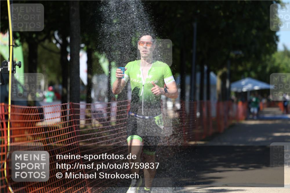07.09.2025 - 19. Norderstedt Triathlon Michael Strokosch http://msf.ph/oto/8759837 07.09.2025 14:57:37 Laufen 989, 1004 meine-sportfotos.de