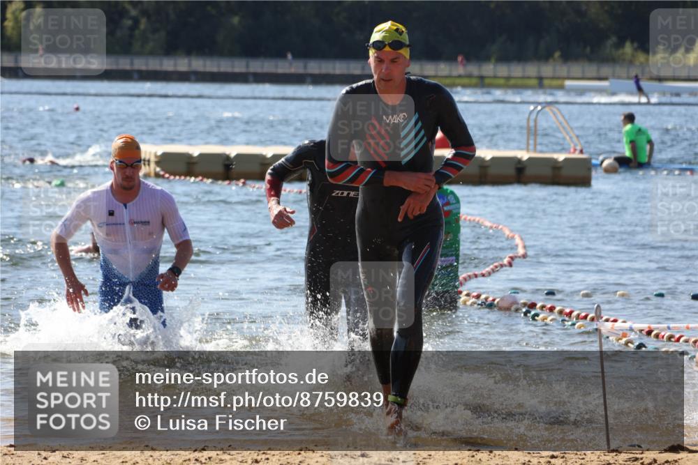 07.09.2025 - 19. Norderstedt Triathlon Luisa Fischer http://msf.ph/oto/8759839 07.09.2025 12:06:00 Schwimmen 174, 713, 816 meine-sportfotos.de