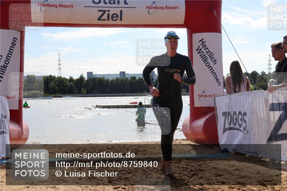 07.09.2025 - 19. Norderstedt Triathlon Luisa Fischer http://msf.ph/oto/8759840 07.09.2025 14:11:34 Schwimmen 450 meine-sportfotos.de