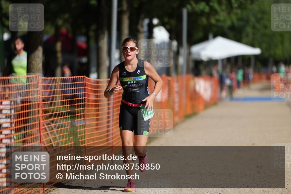 07.09.2025 - 19. Norderstedt Triathlon Michael Strokosch http://msf.ph/oto/8759850 07.09.2025 11:07:58 Laufen 99 meine-sportfotos.de