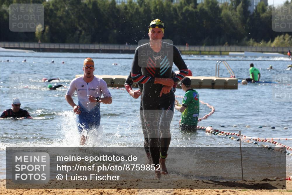 07.09.2025 - 19. Norderstedt Triathlon Luisa Fischer http://msf.ph/oto/8759852 07.09.2025 12:06:00 Schwimmen 174, 713, 816 meine-sportfotos.de
