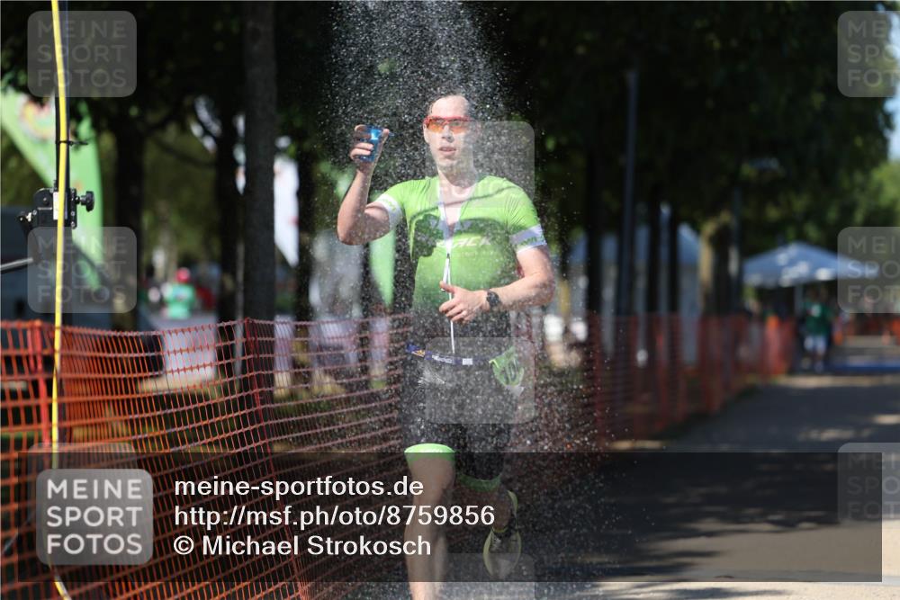 07.09.2025 - 19. Norderstedt Triathlon Michael Strokosch http://msf.ph/oto/8759856 07.09.2025 14:57:37 Laufen 989, 1004 meine-sportfotos.de