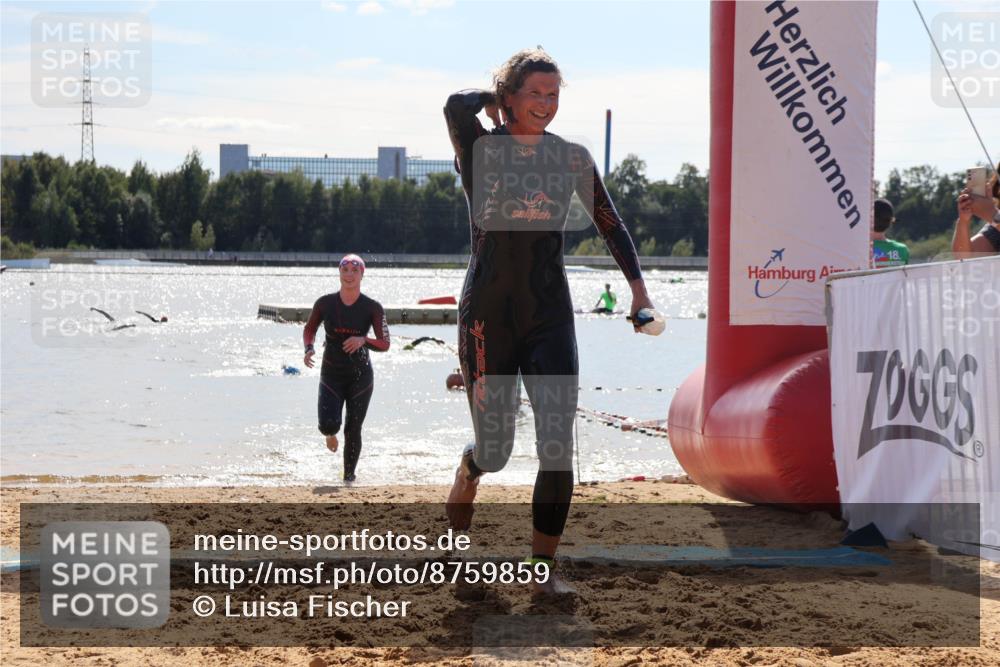 07.09.2025 - 19. Norderstedt Triathlon Luisa Fischer http://msf.ph/oto/8759859 07.09.2025 14:11:56 Schwimmen 379, 474 meine-sportfotos.de
