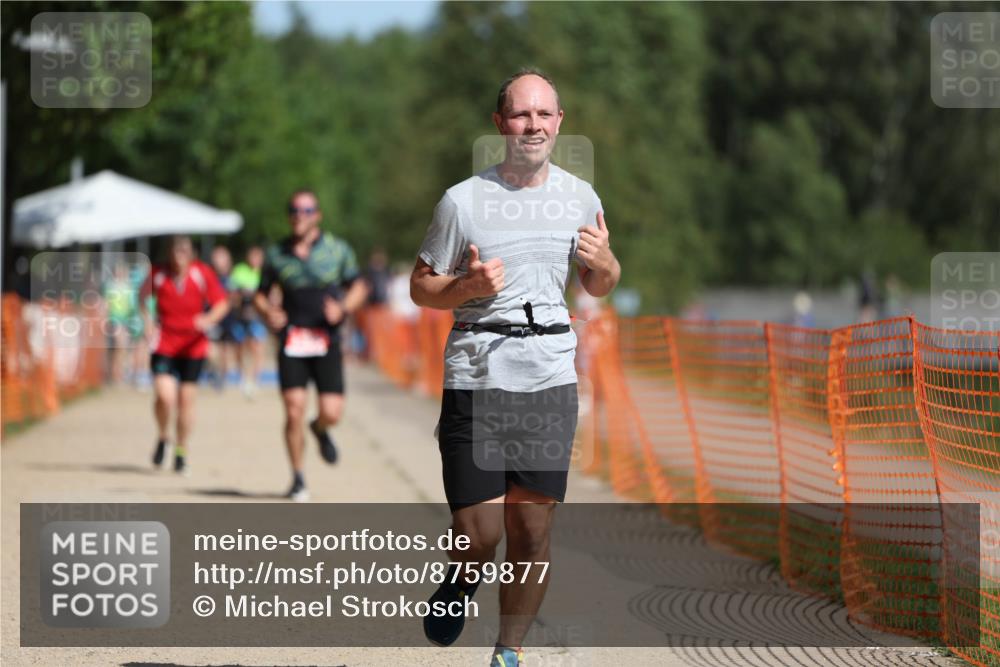 07.09.2025 - 19. Norderstedt Triathlon Michael Strokosch http://msf.ph/oto/8759877 07.09.2025 12:06:35 Laufen 801, 1229, 1395 meine-sportfotos.de