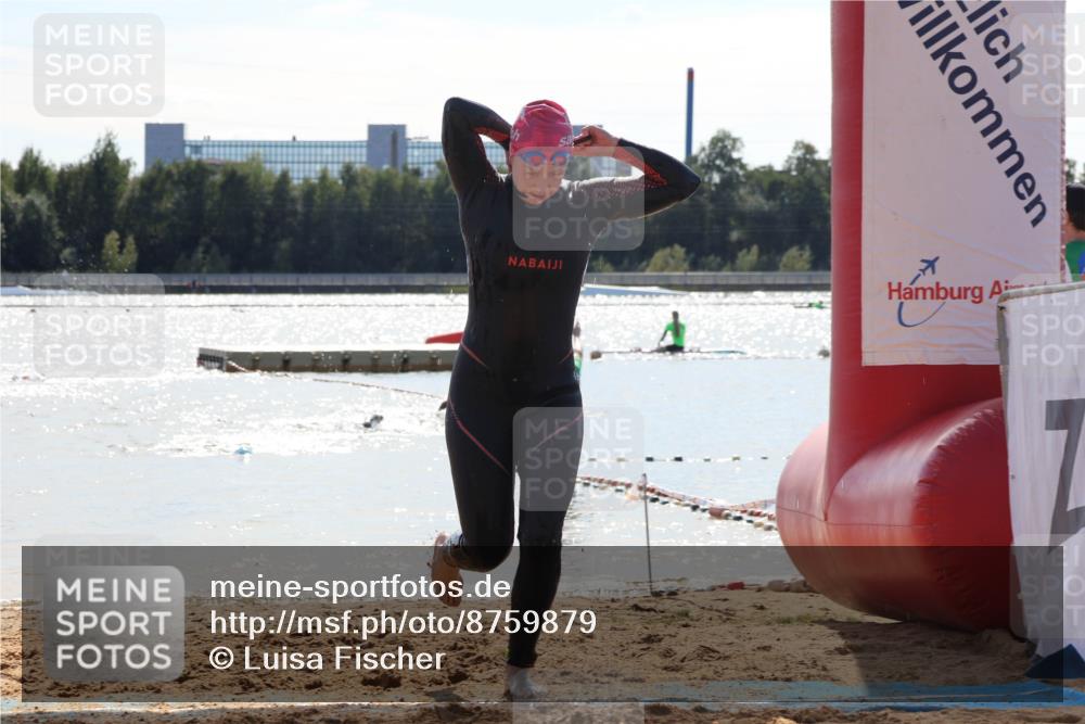 07.09.2025 - 19. Norderstedt Triathlon Luisa Fischer http://msf.ph/oto/8759879 07.09.2025 14:11:59 Schwimmen 379, 474 meine-sportfotos.de