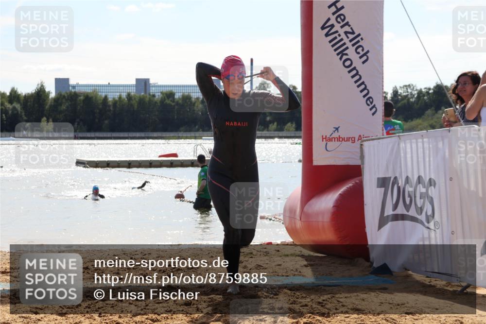 07.09.2025 - 19. Norderstedt Triathlon Luisa Fischer http://msf.ph/oto/8759885 07.09.2025 14:11:59 Schwimmen 379, 474 meine-sportfotos.de