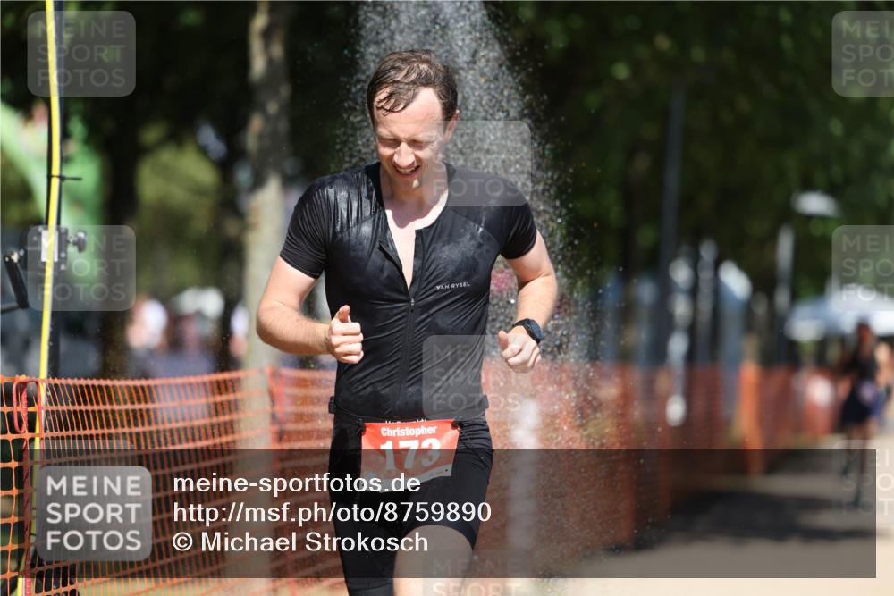 07.09.2025 - 19. Norderstedt Triathlon Michael Strokosch http://msf.ph/oto/8759890 07.09.2025 13:15:16 Laufen 173, 346 meine-sportfotos.de