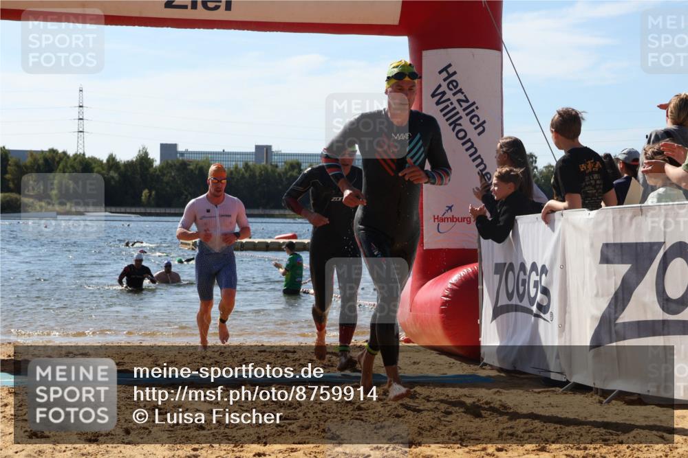 07.09.2025 - 19. Norderstedt Triathlon Luisa Fischer http://msf.ph/oto/8759914 07.09.2025 12:06:04 Schwimmen 174, 713, 816 meine-sportfotos.de