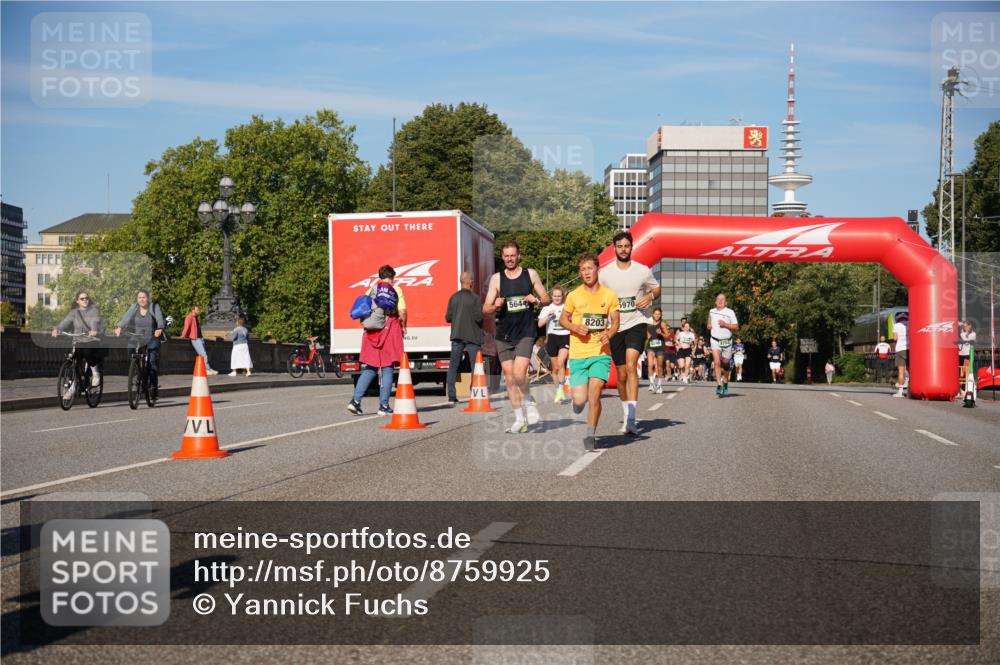 07.09.2025 - BARMER Alsterlauf Yannick Fuchs http://msf.ph/oto/8759925 07.09.2025 09:39:52 Laufen 5644, 8203, 5970 meine-sportfotos.de
