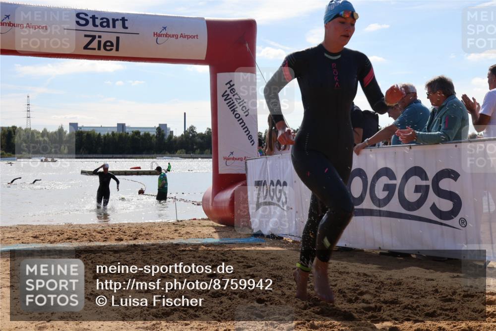 07.09.2025 - 19. Norderstedt Triathlon Luisa Fischer http://msf.ph/oto/8759942 07.09.2025 14:12:13 Schwimmen 469, 472 meine-sportfotos.de