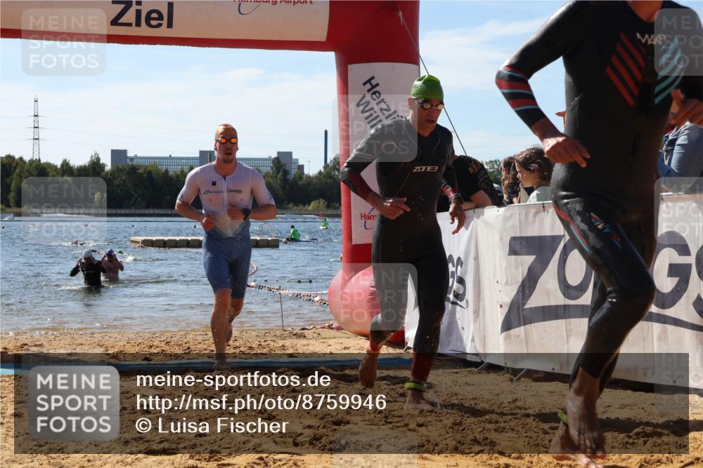 07.09.2025 - 19. Norderstedt Triathlon Luisa Fischer http://msf.ph/oto/8759946 07.09.2025 12:06:05 Schwimmen 174, 713, 816 meine-sportfotos.de