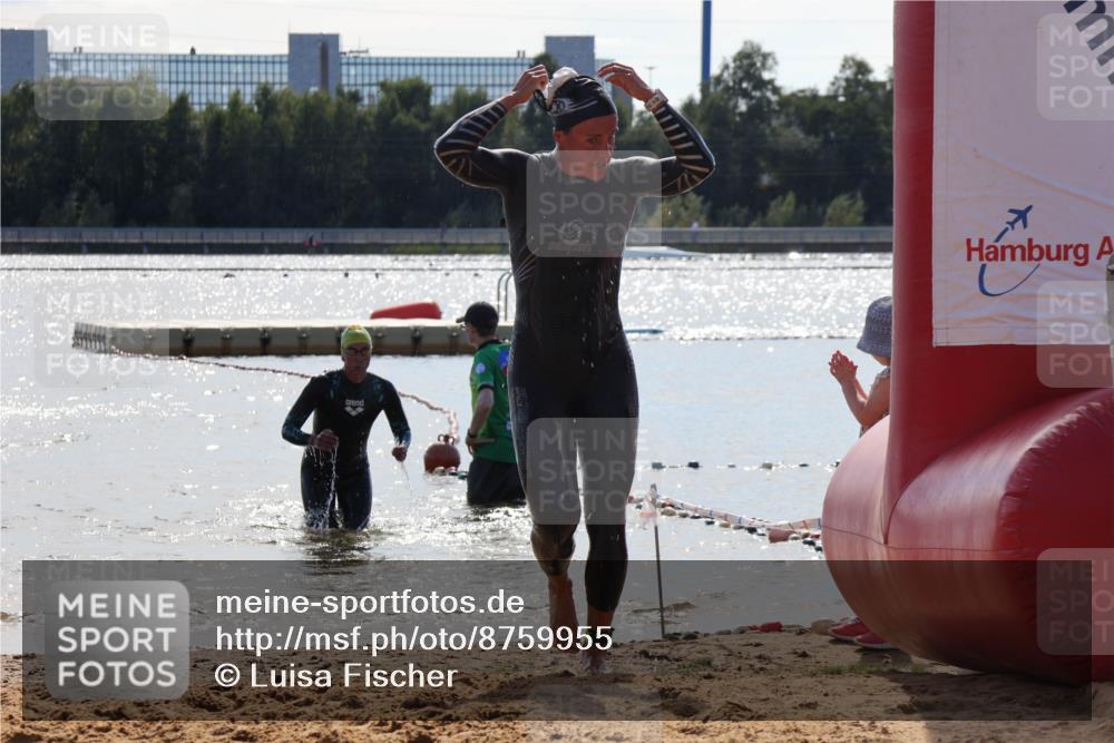 07.09.2025 - 19. Norderstedt Triathlon Luisa Fischer http://msf.ph/oto/8759955 07.09.2025 14:12:16 Schwimmen 469, 472 meine-sportfotos.de