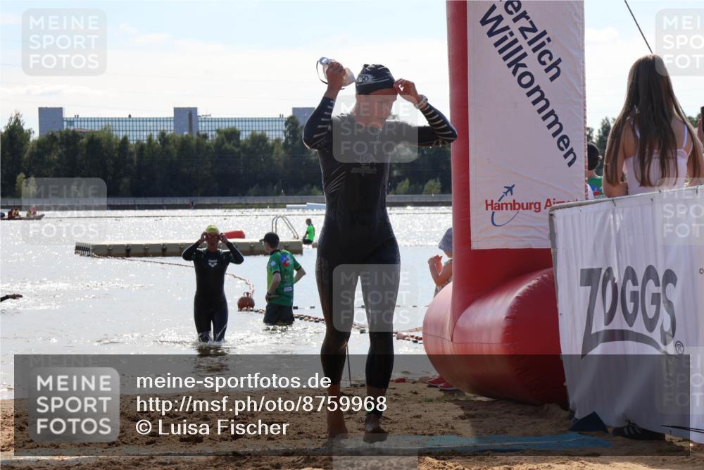 07.09.2025 - 19. Norderstedt Triathlon Luisa Fischer http://msf.ph/oto/8759968 07.09.2025 14:12:17 Schwimmen 469, 472, 475 meine-sportfotos.de
