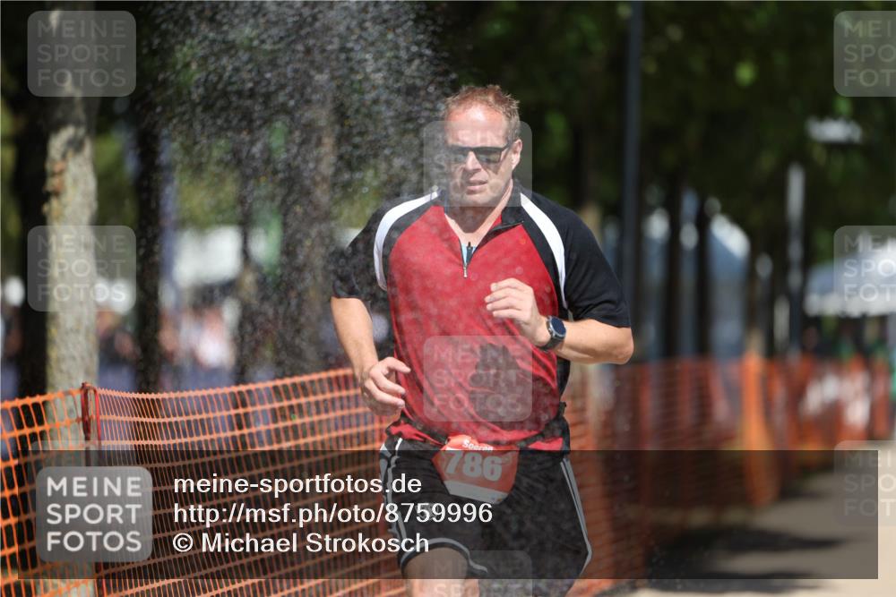 07.09.2025 - 19. Norderstedt Triathlon Michael Strokosch http://msf.ph/oto/8759996 07.09.2025 12:53:03 Laufen 217, 786 meine-sportfotos.de