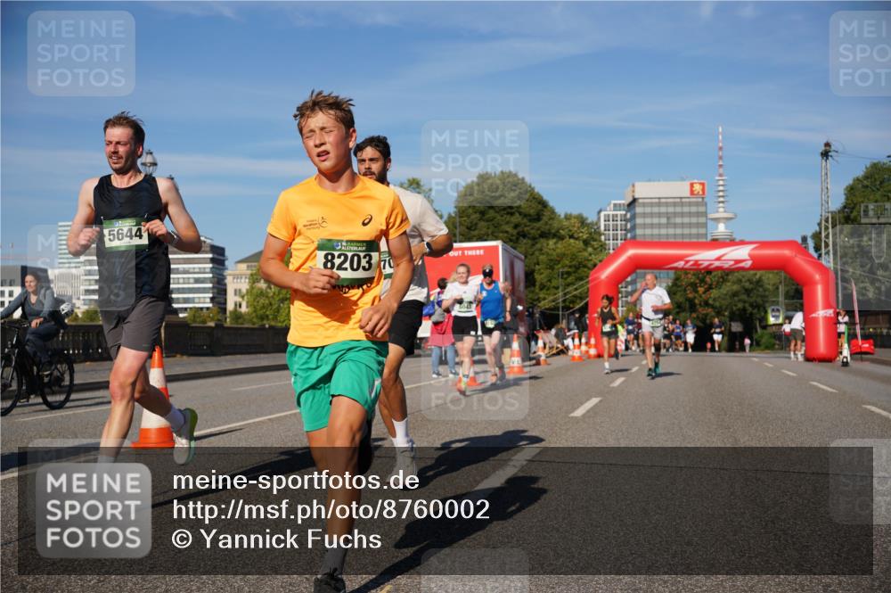 07.09.2025 - BARMER Alsterlauf Yannick Fuchs http://msf.ph/oto/8760002 07.09.2025 09:39:54 Laufen 5644, 36, 8203, 6043 meine-sportfotos.de