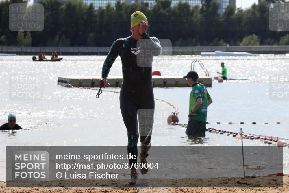 07.09.2025 - 19. Norderstedt Triathlon Luisa Fischer http://msf.ph/oto/8760004 07.09.2025 14:12:21 Schwimmen 469, 472, 475 meine-sportfotos.de