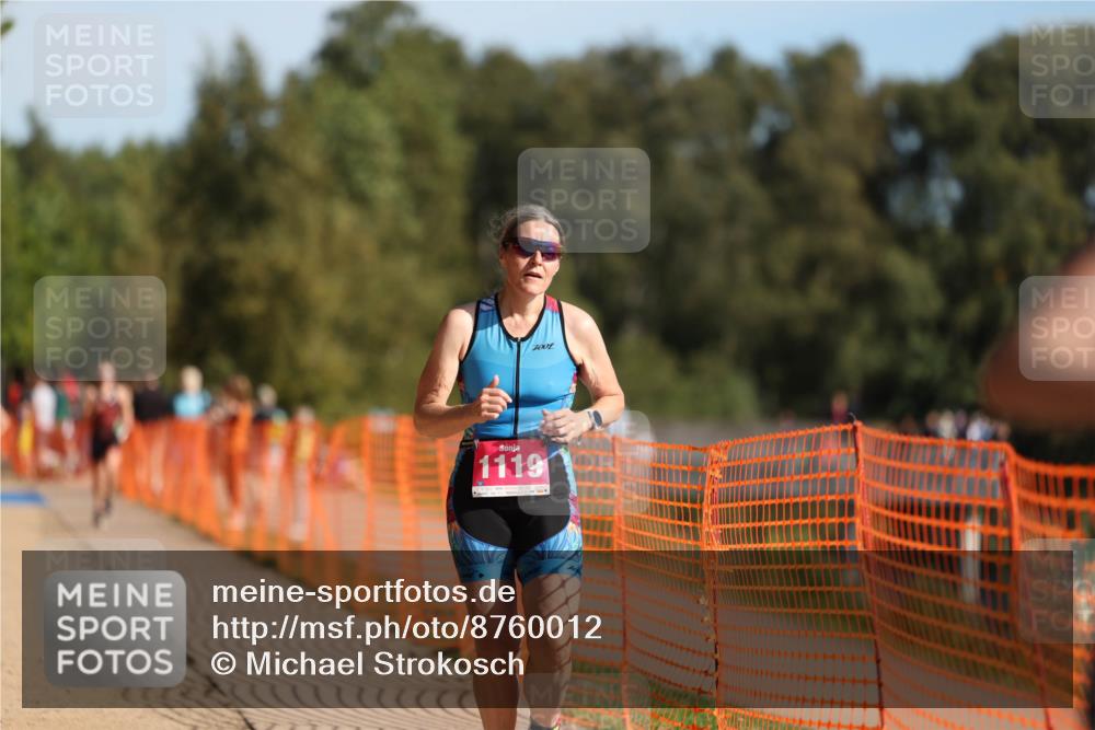 07.09.2025 - 19. Norderstedt Triathlon Michael Strokosch http://msf.ph/oto/8760012 07.09.2025 10:45:03 Laufen 108, 131, 1111, 1119 meine-sportfotos.de