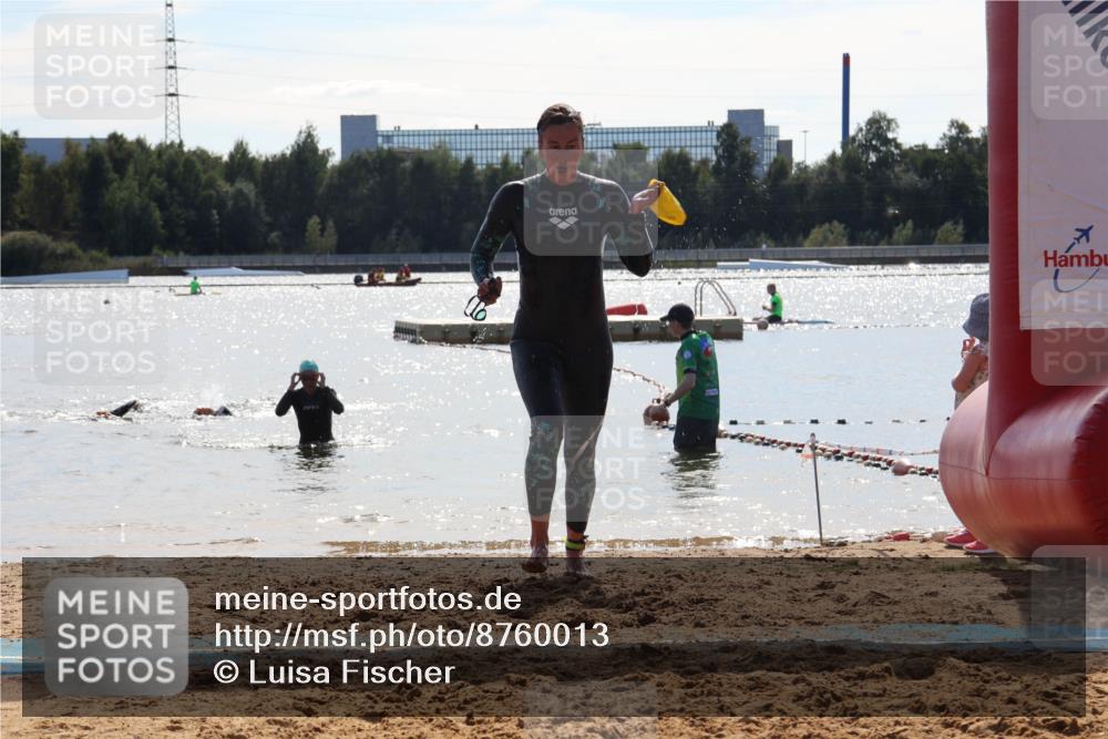 07.09.2025 - 19. Norderstedt Triathlon Luisa Fischer http://msf.ph/oto/8760013 07.09.2025 14:12:22 Schwimmen 469, 472, 475 meine-sportfotos.de