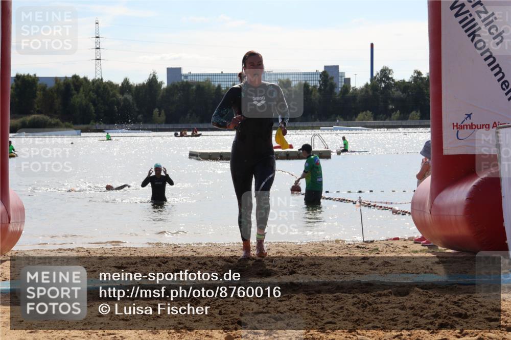07.09.2025 - 19. Norderstedt Triathlon Luisa Fischer http://msf.ph/oto/8760016 07.09.2025 14:12:23 Schwimmen 469, 472, 475 meine-sportfotos.de