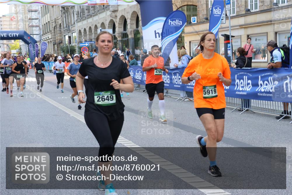 07.09.2025 - BARMER Alsterlauf Strokosch-Dieckow http://msf.ph/oto/8760021 07.09.2025 10:13:05 Ziel 2295, 2323, 2550, 3161, 3162, 3257, 3390, 3409, 3487, 3513, 3761, 3769, 3799, 3863, 3879, 3895, 4075, 4220, 4398, 4659, 4881, 5040, 5041, 5145, 5721, 5803, 5817, 5818, 6037, 6053, 6158, 8002, 8048 meine-sportfotos.de