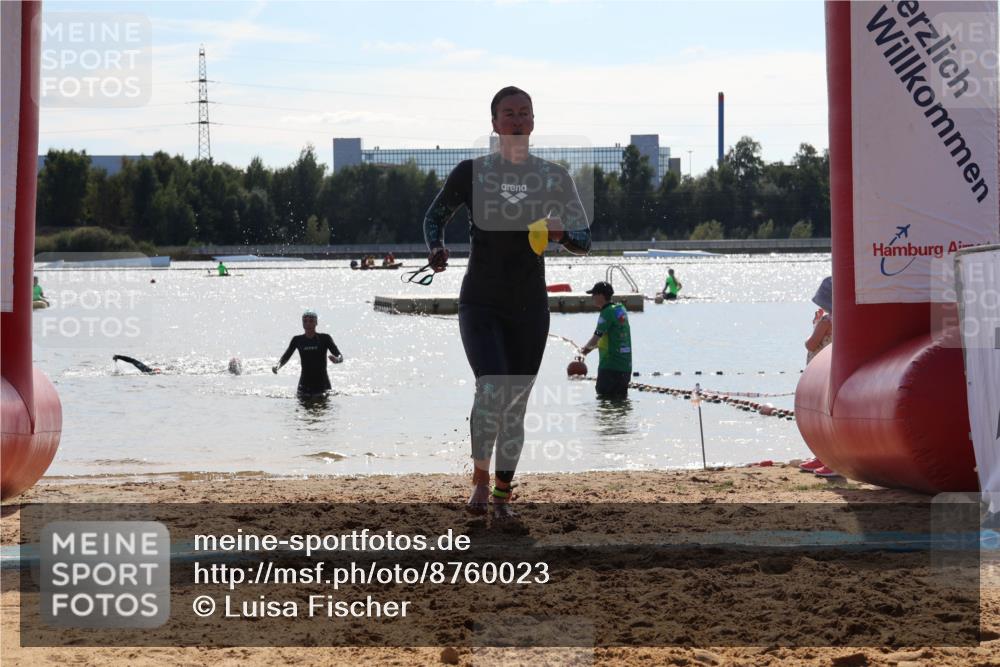 07.09.2025 - 19. Norderstedt Triathlon Luisa Fischer http://msf.ph/oto/8760023 07.09.2025 14:12:23 Schwimmen 469, 472, 475 meine-sportfotos.de