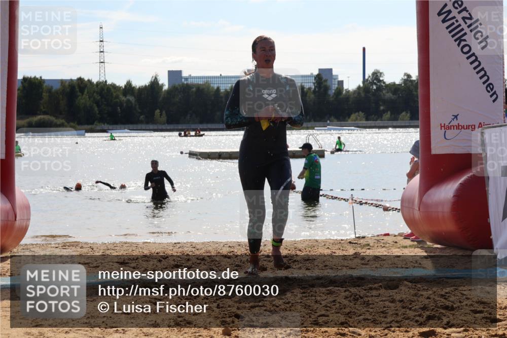 07.09.2025 - 19. Norderstedt Triathlon Luisa Fischer http://msf.ph/oto/8760030 07.09.2025 14:12:23 Schwimmen 469, 472, 475 meine-sportfotos.de